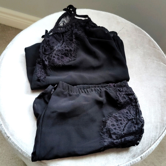 Pajama set - Picture 2 of 6